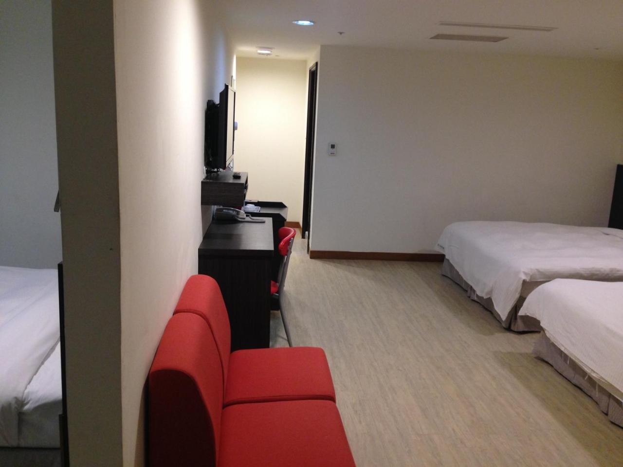 Big Bear Hotel Kaohsiung Eksteriør bilde